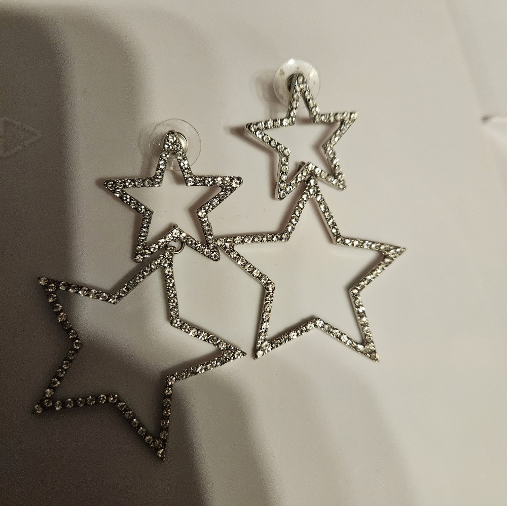 Rhinestone Star Drop Earrings - Silver Tone